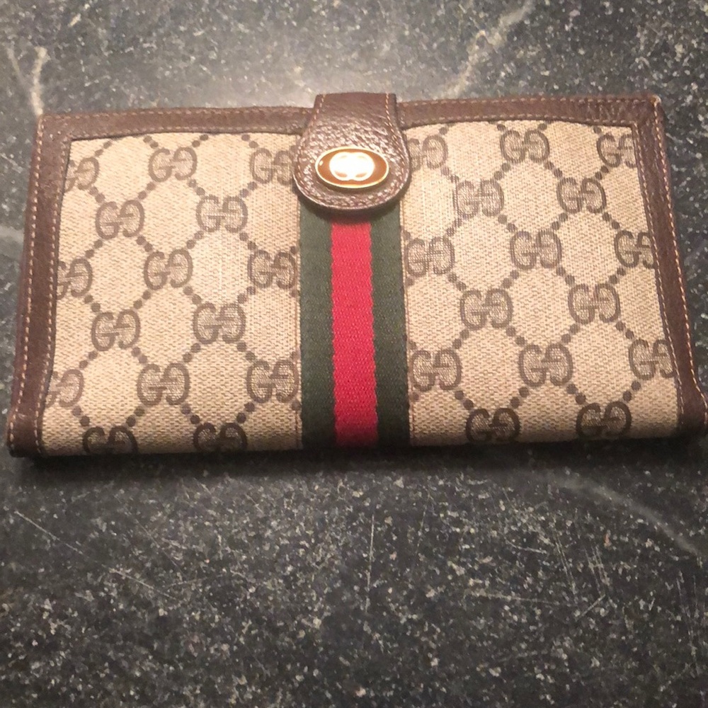 Gucci billfold